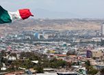 Автобус падна в 40-метрова пропаст в Мексико, 18 жертви
