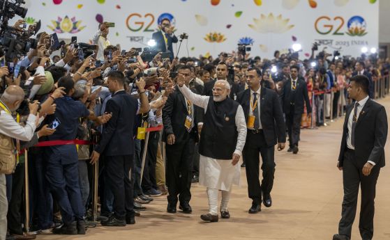 Домакинът - индийският премиер Нарендра Моди - на срещата на върха на Г-20.