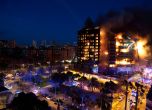 4 жертви, 14 ранени при огромен пожар в жилищен блок във Валенсия (снимки)
