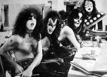 Група Kiss продаде каталога, търговската марка и интелектуалната си собственост за над 300 милиона долара