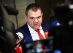 Пеевски: Президентът незабавно да подпише указа за смяна на външния министър