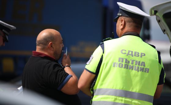 Пиян полицай с 1,84 промила предизвика катастрофа в центъра на Велико Търново