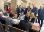 БСП внесе 10 000 подписа в ЦИК, Нинова нападна Ваня Григорова и Елена Йончева