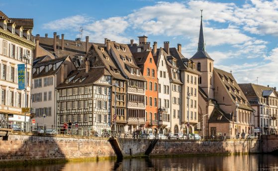 Писатели и художници са в Страсбург, който става Световна столица на книгата за 2024 г.
