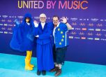 Евровизия разтресена от скандал часове преди финала - изгониха холандския изпълнител