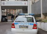 Задържаха мъж, счупил черепа на друг в центъра на София без причина
