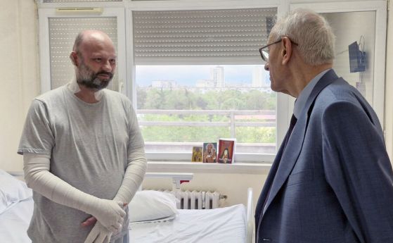Здравният министър Силви Кирилов се е срещнал с тях в пловдивската болница "Свети Георги"