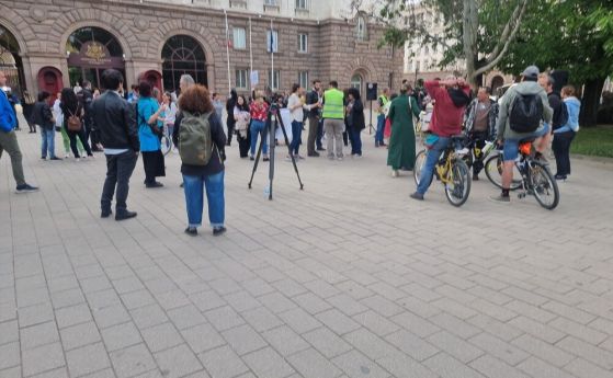 Втори протест ''Училището не е църква''