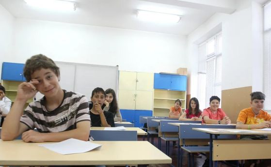 ученици на НВО