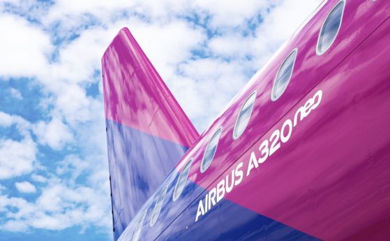 Самолет на WizzAir