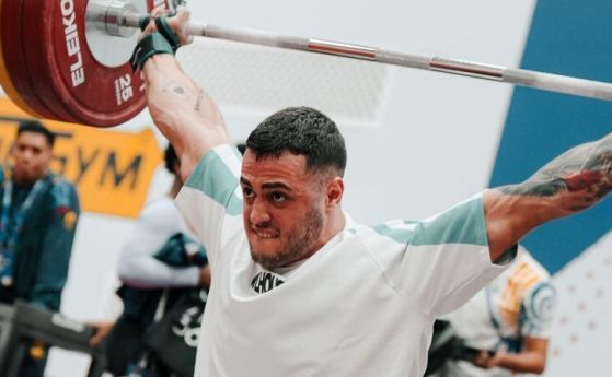 Карлос Насар