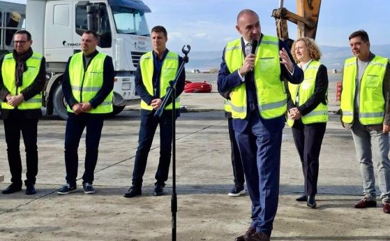 заместник-министърът на транспорта и съобщенията Ангел Забуртов