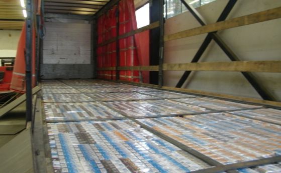 Контрабандни цигари