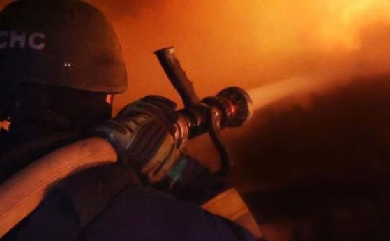 Пожар след удар в Украйна