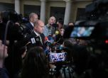 Румен Радев говори пред журналисти в парламента. МС