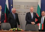 България и ''Райнметал'' подписаха договор за изграждане на завод за барут и боеприпаси (снимки) slid България и ''Райнметал'' подписаха договор за изграждане на завод за барут и боеприпаси (снимки) slid