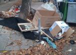 Екипи на СО изчистиха блокираното с боклуци улично платно slid Екипи на СО изчистиха блокираното с боклуци улично платно slid