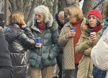 Журналисти се събраха на протестно пиене на кафе пред бТВ (галерия) slid Журналисти се събраха на протестно пиене на кафе пред бТВ (галерия) slid