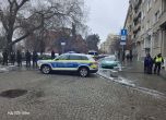 Протестиращи блокираха улицата пред СО с боклук, искат оставката на Терзиев (снимки) slid Протестиращи блокираха улицата пред СО с боклук, искат оставката на Терзиев (снимки) slid