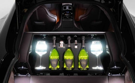 Aston Martin и Dom Pérignon с най-скъпата поставка за шампанско в света