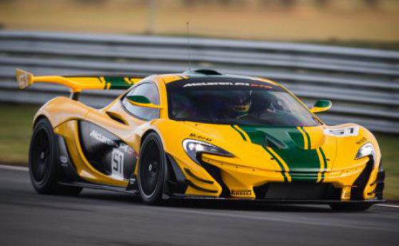 Сена обучава собственици на McLaren P1 GTR (видео)