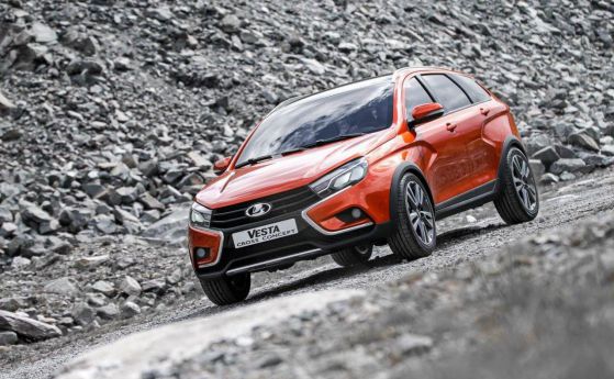В Москва показаха оф-роуд комбито Lada Vesta Cross