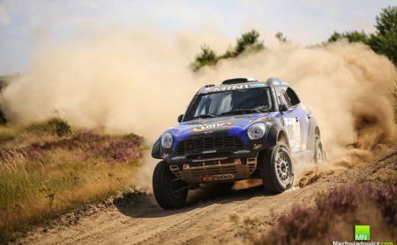 Холовчиц и Mini триумфираха в Baja Poland 2015
