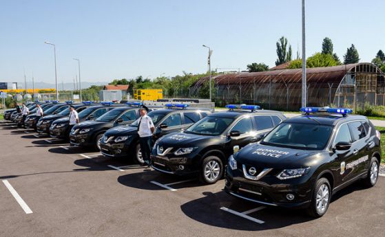 Гранична полиция получи 10 патрулни автомобила с повишена проходимост