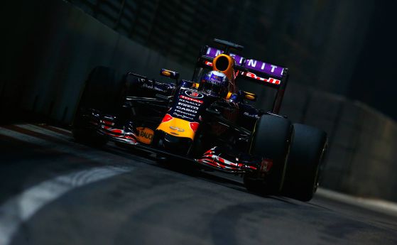 Red Bull в свои води в Сингапур