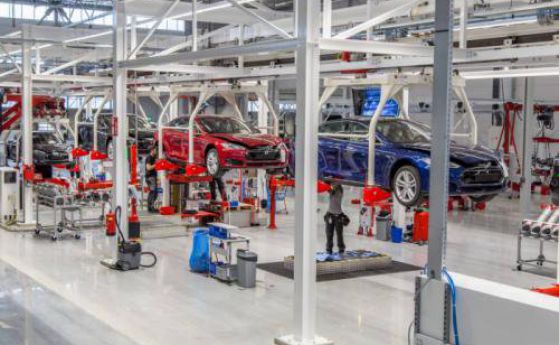 Първият европейски завод на Tesla отвори врати в Холандия