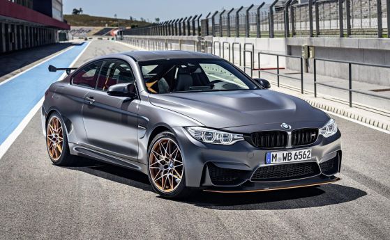 BMW представи M4 GTS в Токио