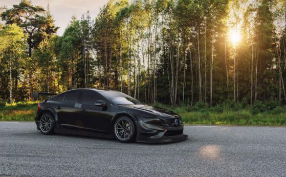 Видео: Polestar Cian Racing вкарва Volvo в WTCC
