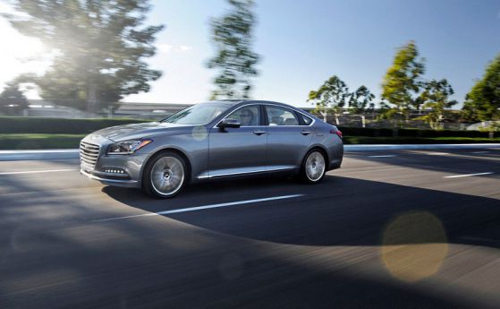 Hyundai Genesis 2016 - по-скъп, но и с повече екстри