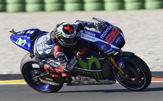 MOTO GP: Лоренсо очаквано стартира първи във Валенсия