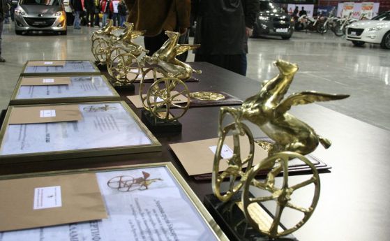 Рекорден брой кандидати за "Кола на годината 2016"