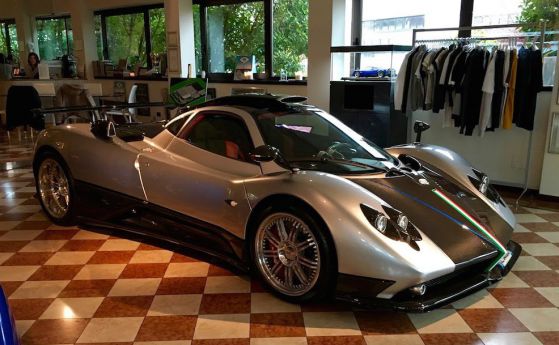 Pagani почете свой ветеран с пълна реставрация