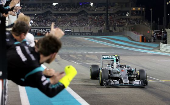 F1: Мерцедес с нов рекорд, Розберг завърши сезона с победа