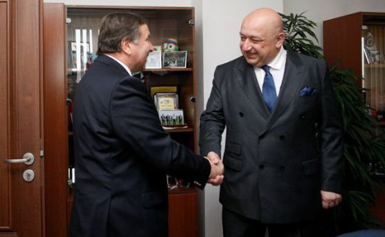 Красен Кралев: 