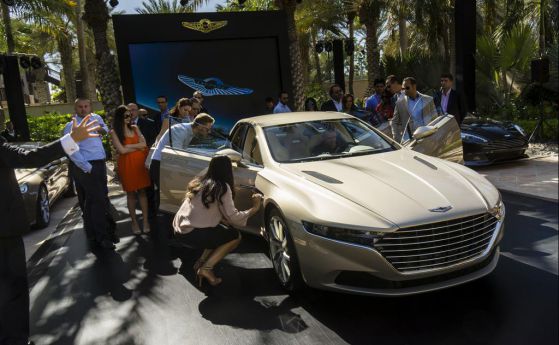 Mercedes ще прави единствено двигатели за Aston Martin