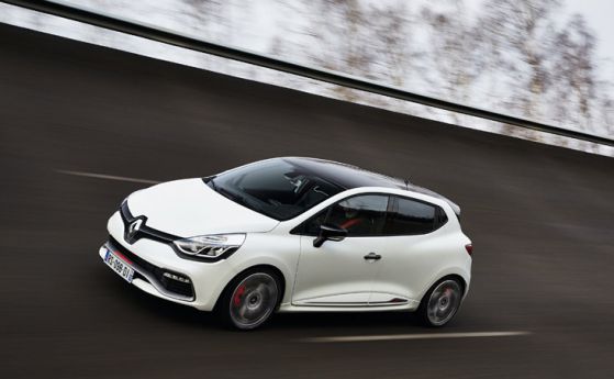 Renault Clio RS 220 Trophy с рекорд на Нюрбургринг