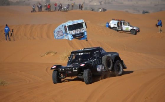 Africa Eco Race 2016 е в разгара си (галерия)