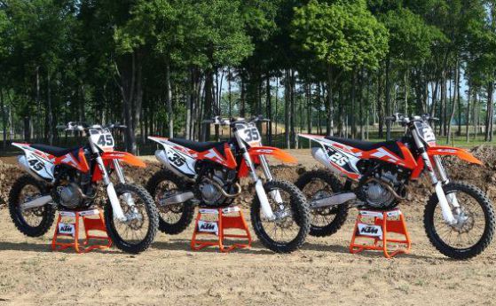 КТМ и Husqvarna връщат модели 2016 заради дефект