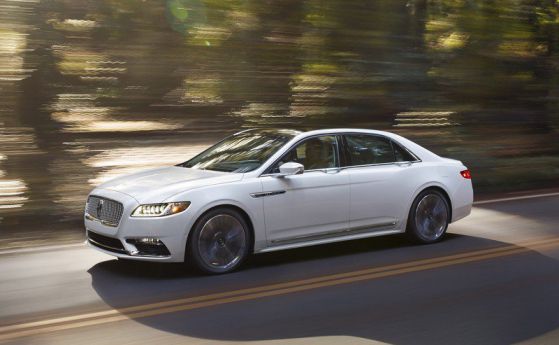 Новият Lincoln Continental събра погледите в Детройт