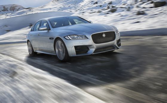 ВИДЕО: Jaguar предлага дизеловия XF с AWD