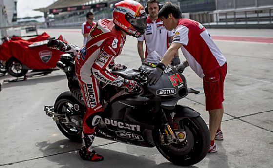 MotoGP: Стоунър се завърна с отлично време