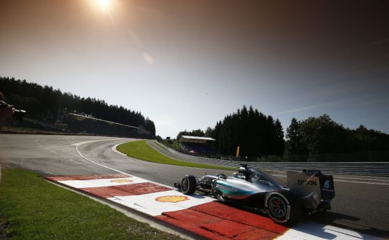 F1: Преговорите за новите правила зациклиха, малките отбори страдат
