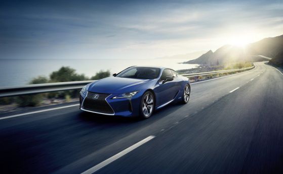 Lexus показа официално новия LC 500h