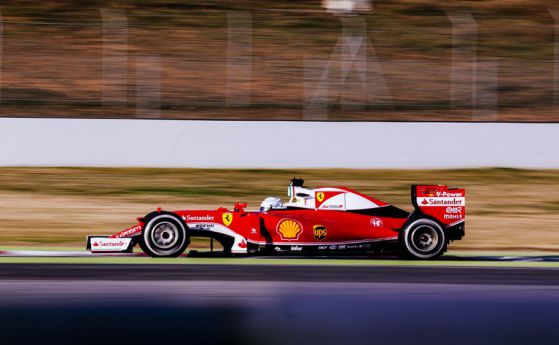 F1: Фетел най-бърз и във втория ден в Барселона