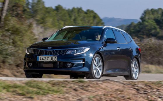 Kia показа новото комби Optima в Женева