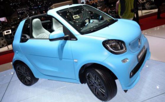 Женева: Brabus пипна кабриото Smart fortwo